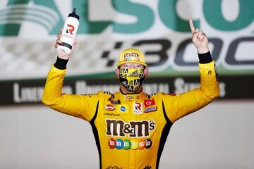 Imagen de la petición 2-Time NASCAR Cup Series Champion Kyle Busch
