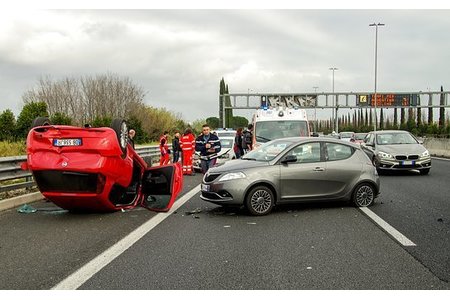 Bild der Petition Abstandssensor mit Warnfunktion an allen Kraftfahrezugen