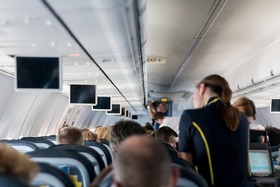 Bild der Petition: An die Tourismusbranche: Wir wollen keine Gutscheine, wir wollen unser Geld zurück!