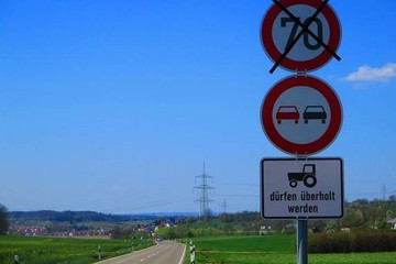 Bild der Petition Anhebung von Geschwindigkeitsbegrenzungen auf zeitgemäßes Niveau