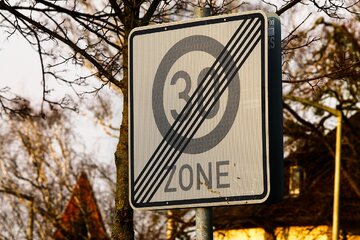 Bild der Petition Aufhebung des Tempolimits auf der Potsdamer Straße