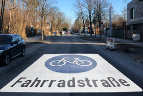 Foto della petizione:Ausweisung der Cramer-Klett-Straße als Fahrradstraße / KFZ weiterhin frei