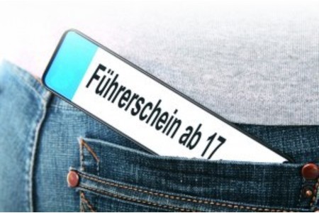 Bild der Petition Autofahren mit 16 Jahren in Begleitung und selbstständiges Fahren (alleine) ab 17 Jahren