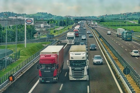 Bild der Petition Automatisches Bremssystem und ein Totwinkel-Assistent für LKW/Busse gesetzlich verankern!