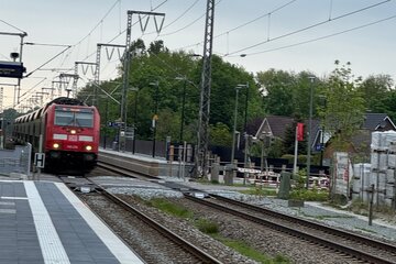 Image of the petition Bahnhof Neermoor vollenden: Den RE 1 für  23.000 Moormerländer*innen anhalten!