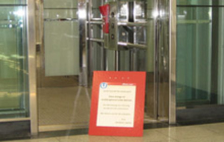 Bild der Petition: Bau eines zweiten Lifts an der U-Bahnstation Stephansplatz