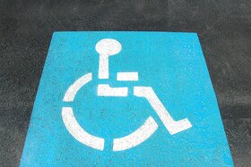 Малюнок петиції:Behindertenparkplätze für alle, die sie brauchen