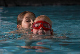Bild der Petition: Bezahlbarer Schwimmunterricht für Alle ?  Keine Umsatzsteuer auf Schwimmkurse !