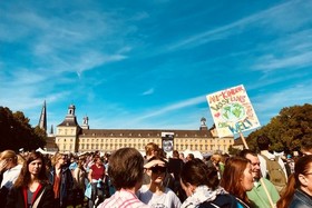 Bild på petitionen:Bonn will Klimapolitik! Vereinbarung eines verbindlichen Maßnahmenkatalog "Klimaschutz" 2025!