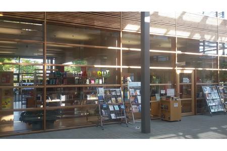 Φωτογραφία της αναφοράς:Bücherei in der Solarcity muss bleiben!
