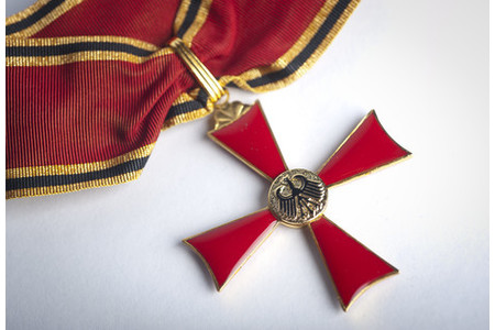 Dilekçenin resmi:Bundesverdienstkreuz für die "Helden von Leipzig"