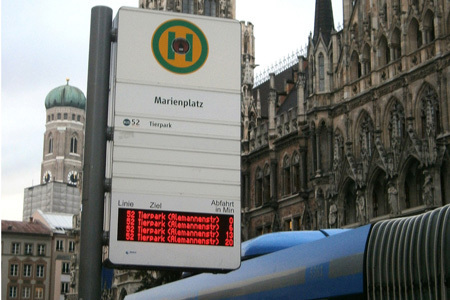 Kép a petícióról:Bushaltestelle München Marienplatz - für den Erhalt der Buslinie 52 am Marienplatz