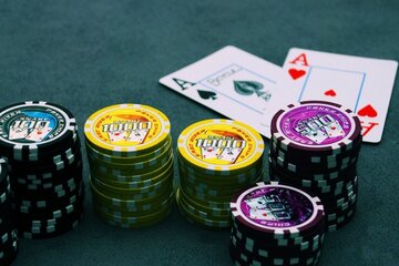 Bild der Petition Casino Players Cant Control Card Draw