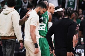 Imagen de la petición Celtics' Jayson Tatum Misses 1st Playoff Game