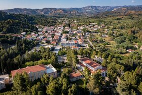 Image of the petition: Δημιουργία χώρου στάθμευσης επιβατικών αυτοκινήτων στην ΑΡΧΑΙΑ ΟΛΥΜΠΙΑ όπως προβλέπει το Γ.Π.Σ αυτής