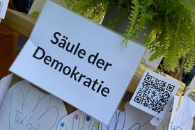 Bild der Petition: Demokratie im Landkreis Hildesheim stärken und politische Bildung fördern