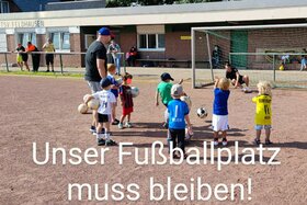 Bilde av begjæringen:Der Fußballplatz in Feldhausen muss bleiben