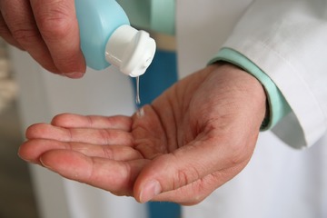 Bild der Petition Desinfektionsspender am Eingang von Apotheken