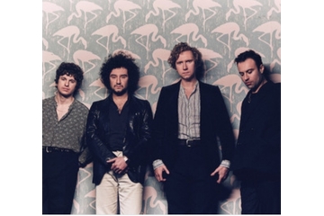 Imagem da petição Die Band The Kooks soll eine Zustazshow machen da sie schon zum zweiten mal das ZOA abegsasgt haben.