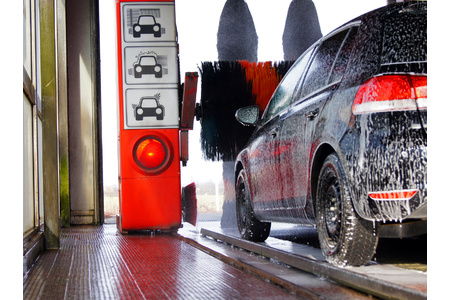 Bild der Petition: Die Erlaubnis in NRW, an Sonn-und Feiertagen, Kraftfahrzeuge in Waschanlagen zu waschen.