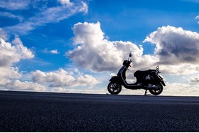 Image of the petition: Die erlaubte Höchst-Geschwindigkeit für 50cm³-Mopeds auf 80 bis 100 km/h erhöhen!