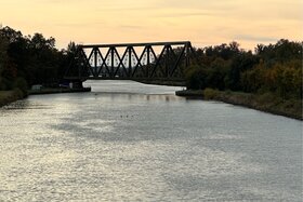 Bild der Petition: Die historische Kanal-Eisenbahn-Brücke Lüdinghausen Berenbrock als Fuß- Radbrücken erhalten!