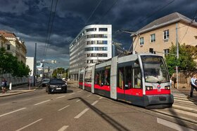 Bild der Petition: Die Straßenbahnlinie 5 muss wieder auf lange Straßenbahngarnituren umgestellt werden!