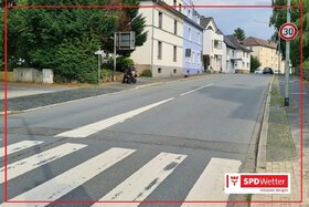 Foto della petizione:Die Tempo 30km/h Wegstrecke in der Osterfeldstr. in Wengern beibehalten