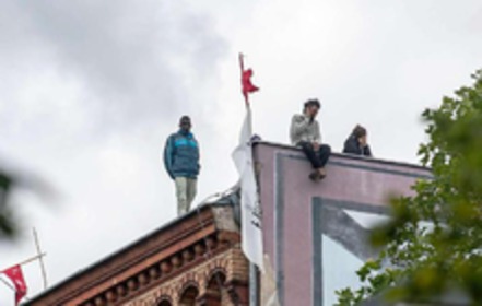 Foto da petição:Die zustände in der Gerhart-Hauptmann-Schule sofort beenden