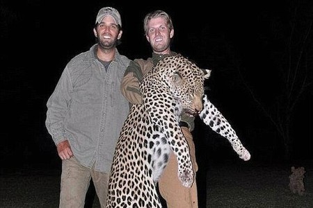 Photo de la pétition :Endangered Species Act: que cesse le massacre STOP all the Trump family