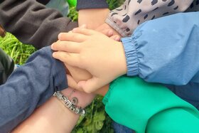 Bild der Petition: Fachpersonal und Eltern FÜR den Erhalt der Kindertagespflege