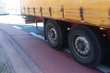 Bild der Petition Fahradstreifen auf jeder Straße mit 2 Meter Breite