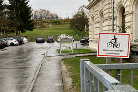 Bild på petitionen:Förderzentrum Graz-Rosenberggürtel: Freie Fahrt für große und kleine Radfahrer:innen