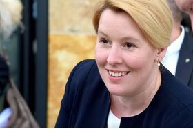 Bild der Petition: Frau Ministerin Giffey... Bitte treten Sie zurück!!!