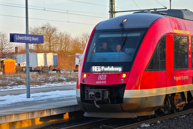 Image de la pétition Für die Beibehaltung der neuen Streckenführung des RE6 über Löwenberg!