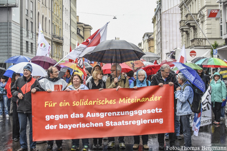 Φωτογραφία της αναφοράς:Gegen das Bayerische „Integrationsgesetz“