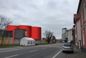 Φωτογραφία της αναφοράς:Gegen die geplante Tanklagerweiterung der Firma Solvadis in Gernsheim