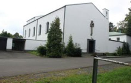 Poza petiției:Gegen die Schließung des Franziskanerklosters Hermeskeil