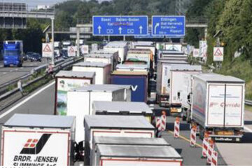 Bild der Petition generelles LKW Überholverbot auf Autobahnen
