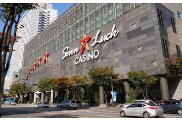 Afbeelding van de petitie GKL Gangnam Casino Employees Suspended Business Until Friday After COVID-19 Cases