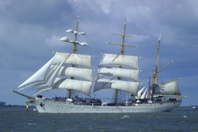 Bild der Petition: Gorch Fock: Investitionen müssen sofort gestoppt werden!