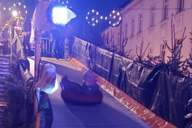 Großenhain will auf dem Weihnachtsmarkt wieder rodeln խնդրագրի պատկերը