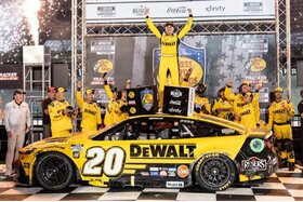 Bild der Petition: Joe Gibbs Racing Emerges