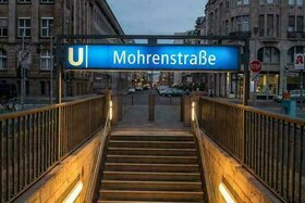 Kuva vetoomuksesta:Keine Umbenennung der "Mohrenstrasse" in "Glinkastrasse"