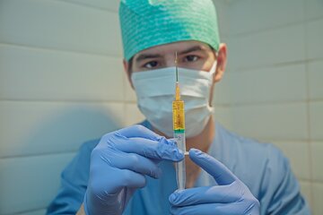 Bild der Petition Coronabeschränkungen bei Rückgang schwerer Verläufe (Intensivbelegung, Todesfälle)