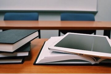 Imagen de la petición Libraries Must Be Safe Spaces