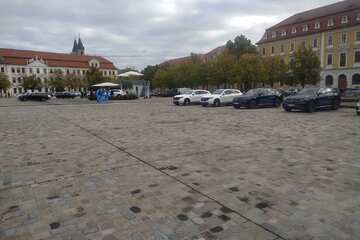 Image of the petition Magdeburg: Abpflastern statt Hitzschlag