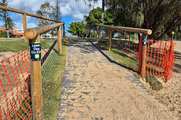 Image of the petition Make Raby Bay dog beach safer by installing gates and extending the fence