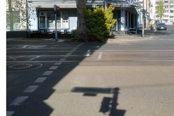 Bild der Petition Mehr Sicherheit für unsere Kinder: Sichtfeld an Kreuzung freiräumen.