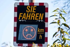 Bild der Petition: Mehr Sicherheit! Schutzinsel und/oder Trichtergeschwindigkeit Einfahrt - Kleinweiler von Wengen her